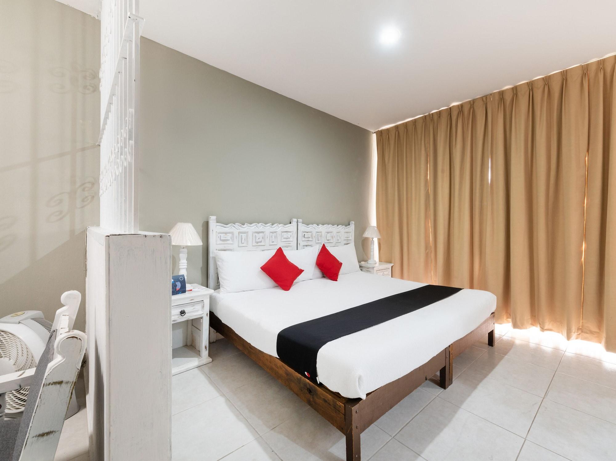 Suites Internacional Zapopan Exteriör bild