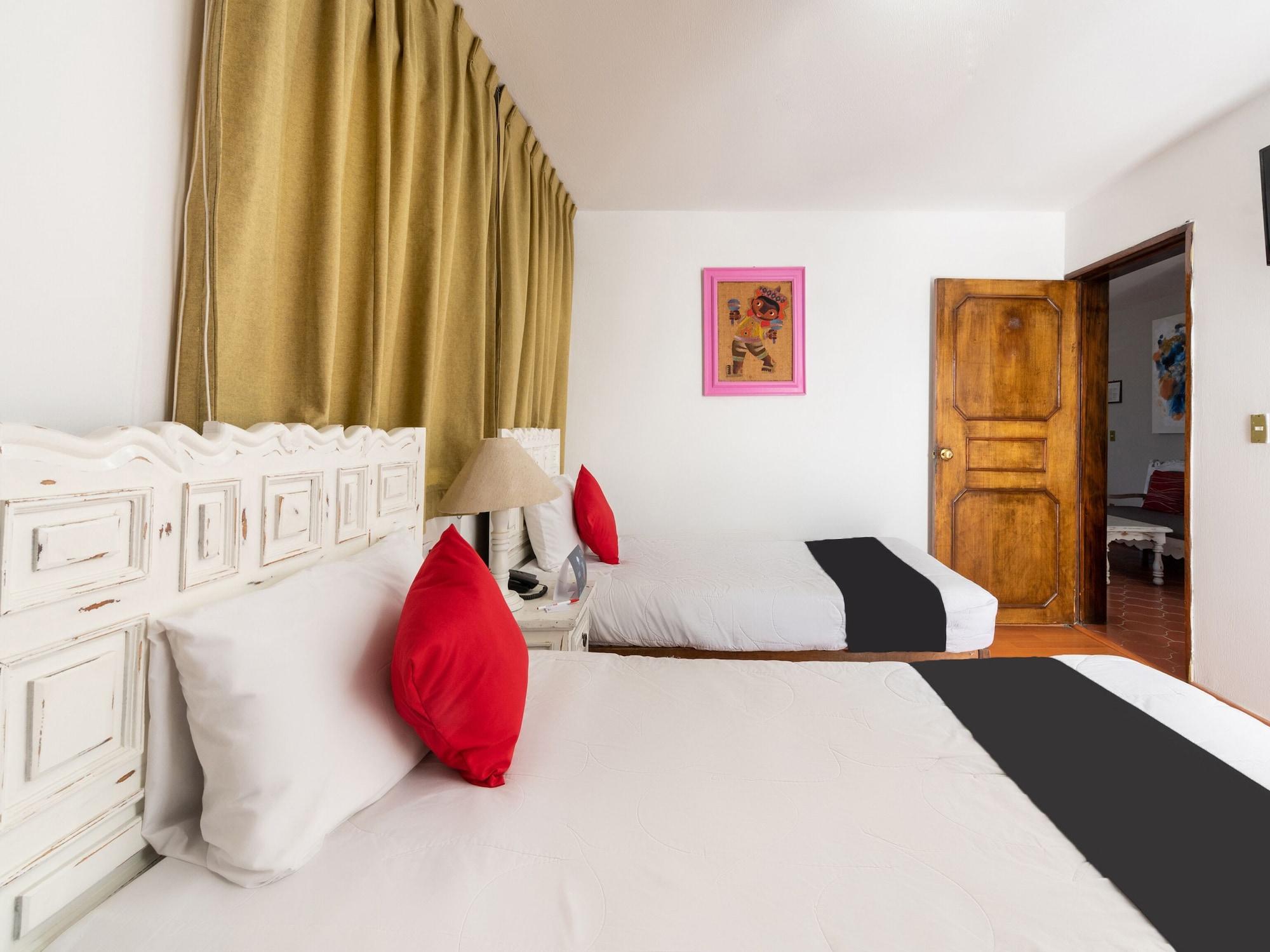 Suites Internacional Zapopan Exteriör bild